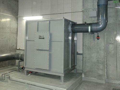 複合商業施設の浄化槽_脱臭装置導入事例